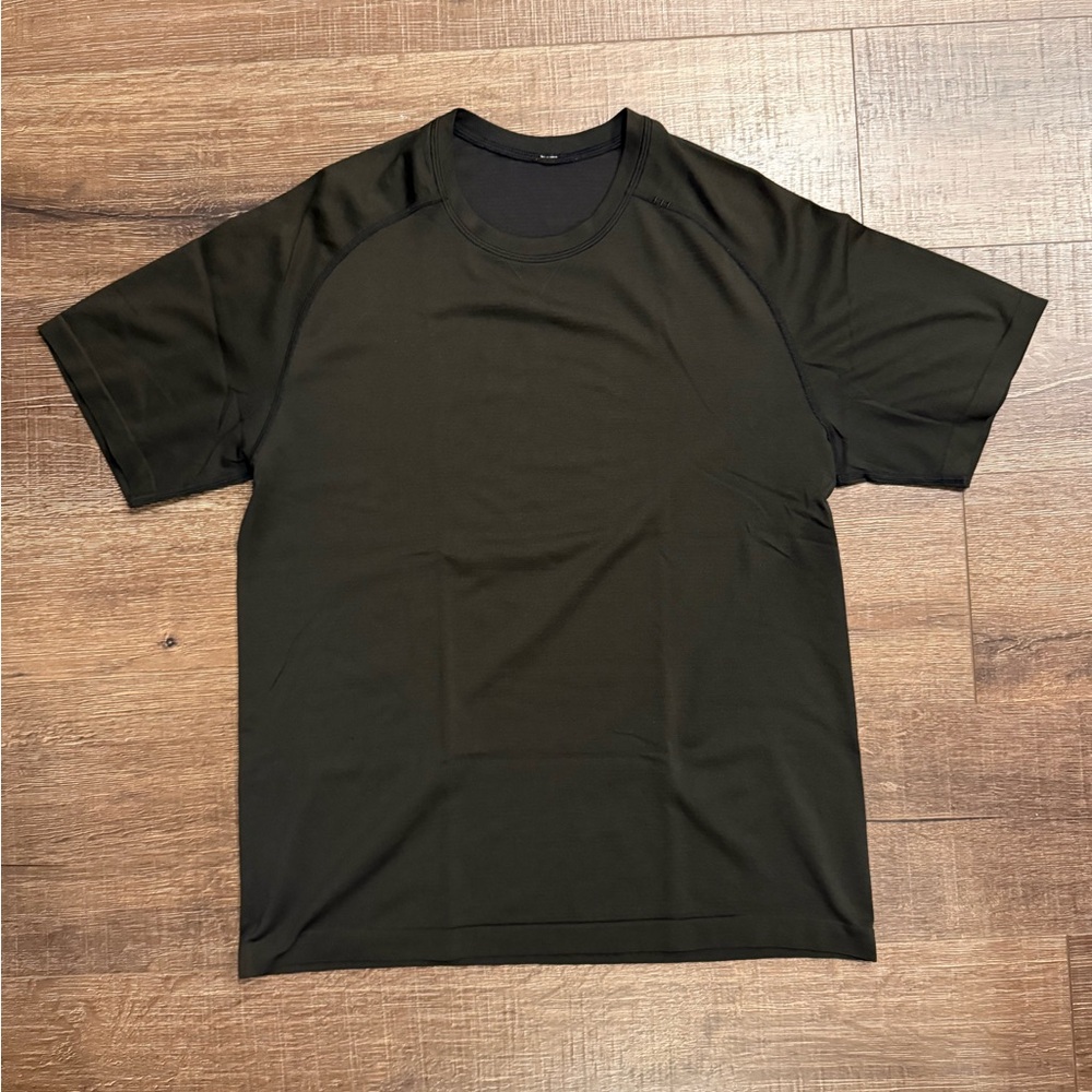 Lululemon | Metal Vent Tech SS